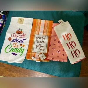 Holiday Kitchen towels